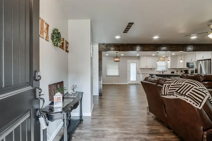209 S 4th Street, Okarche, OK 73762 - #3