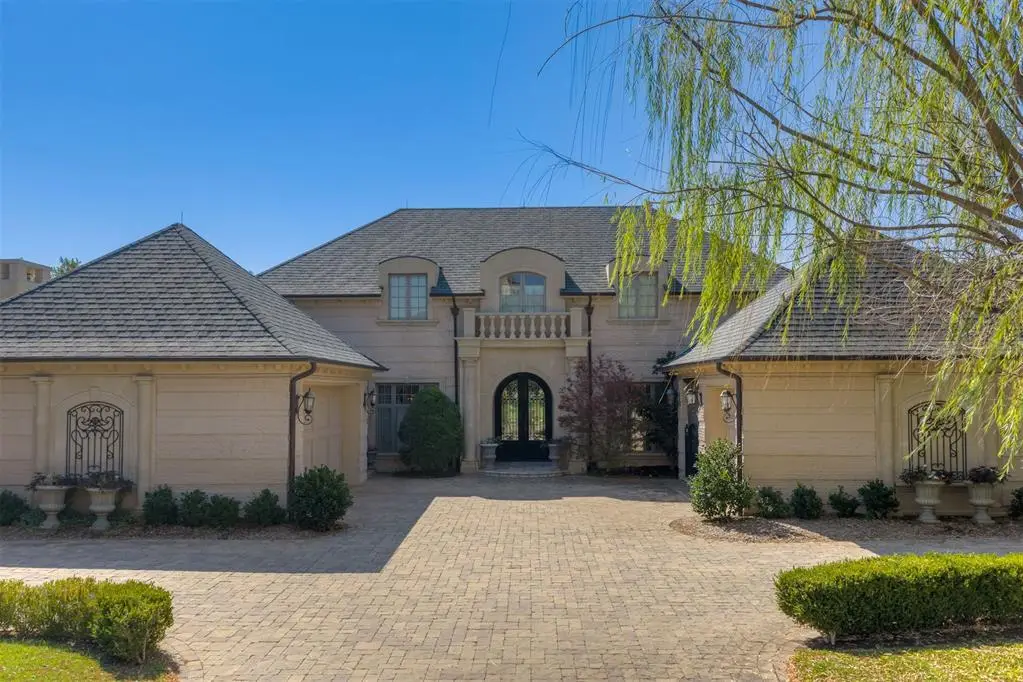 2404 NW Grand Circle Circle, Oklahoma City, OK 73116 - #1