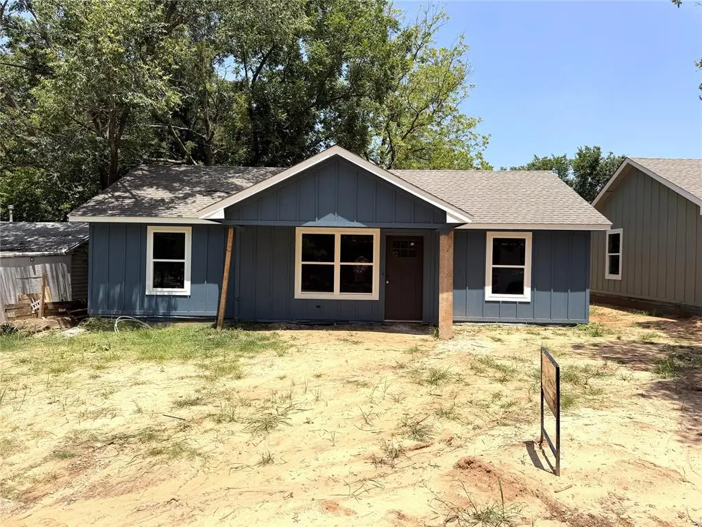 1304 E Margaret Street, Shawnee, OK 74801 - #1