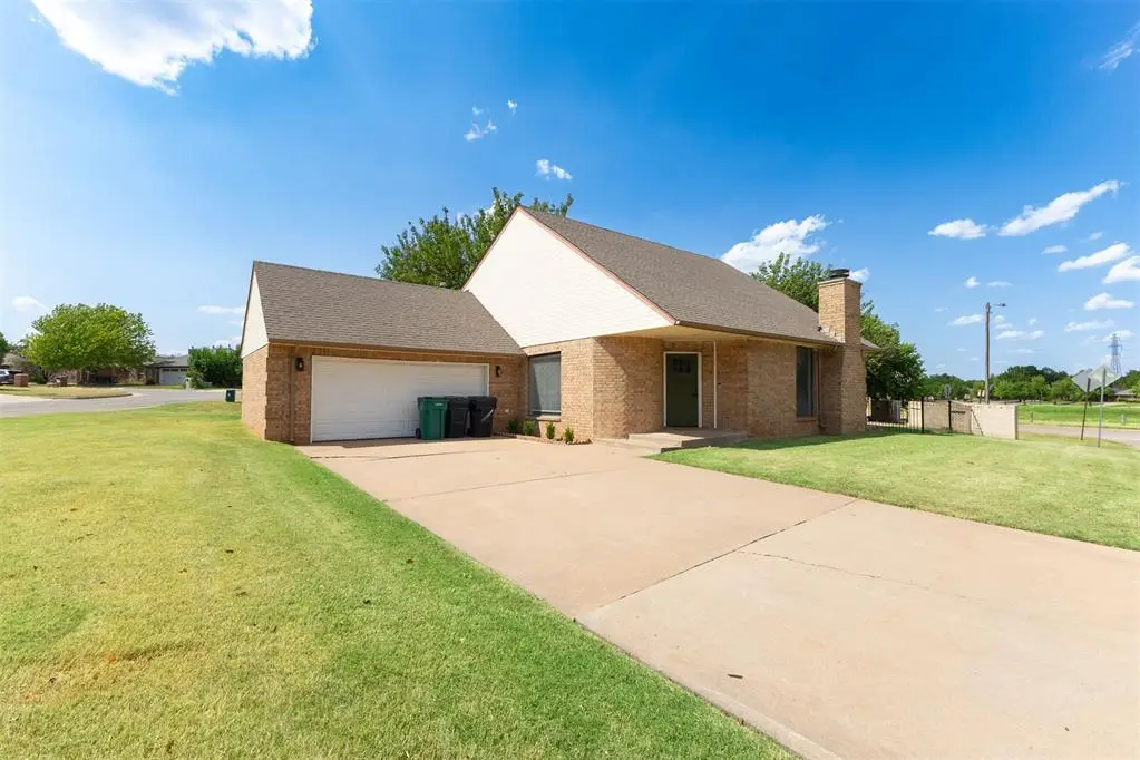 3501 Marston Circle, Oklahoma City, OK 73120 - #1