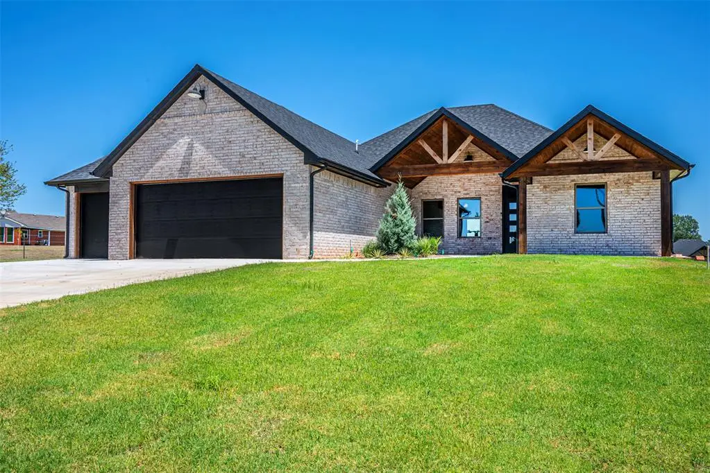 1109 Bridgeview Lane, Tuttle, OK 73089 - #1