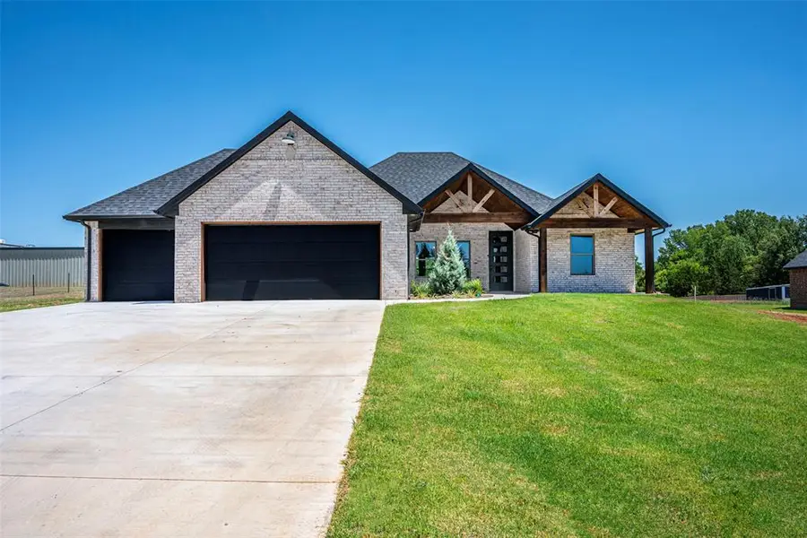 1109 Bridgeview Lane, Tuttle, OK 73089 - #3