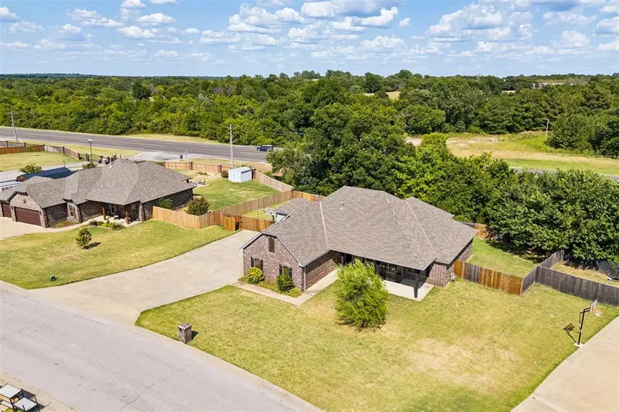286 Mounds Road, Harrah, OK 73045 - #2