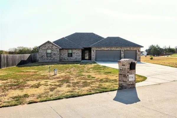 9714 Country Side Lane, Guthrie, OK 73044