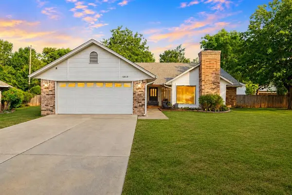 1513 Concord Court, Edmond, OK 73003