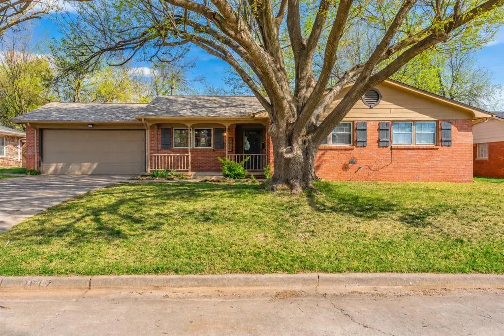 2617 Chaucer Drive, Oklahoma City, OK 73120 - #1