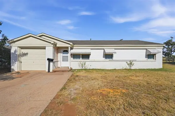 1072 Elk Street, Altus, OK 73521