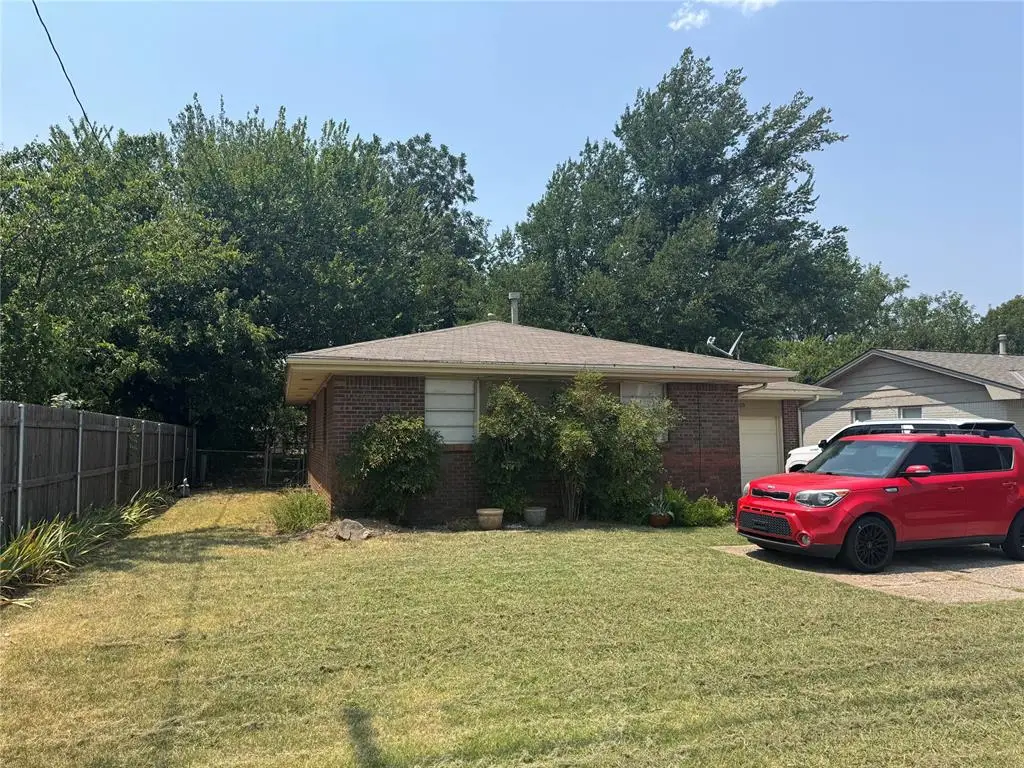 2113 S Boulevard Boulevard, Edmond, OK 73013 - #1