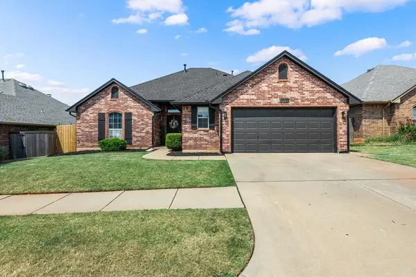 17025 Woodvine Drive, Edmond, OK 73012