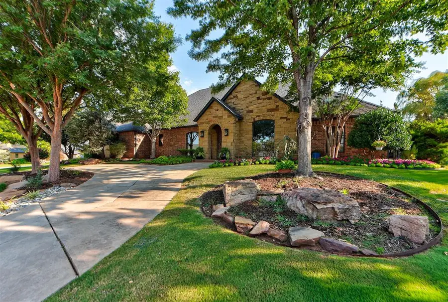 6716 Oak View Road, Edmond, OK 73025 - #2