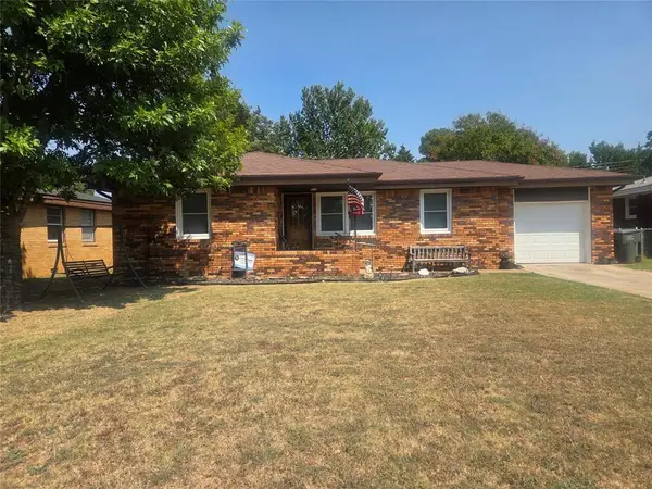 1728 S Walnut Street, Pauls Valley, OK 73075