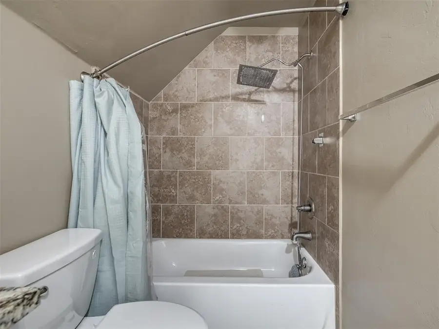 517 S Broadway Avenue, Guthrie, OK 73044 - #3