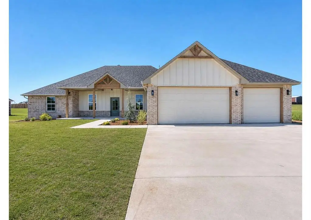 4433 Raymond Lane, Guthrie, OK 73044 - #1