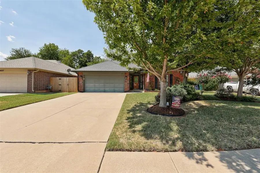 833 Ethan Lane, Yukon, OK 73099 - #2