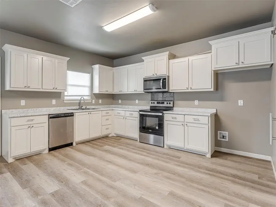 2105 NE 12th Street, Oklahoma City, OK 73117 - #3
