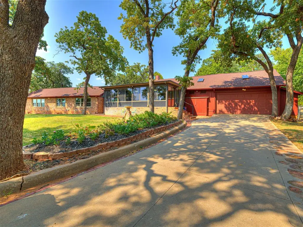 1016 N Shore Drive, Guthrie, OK 73044 - #1