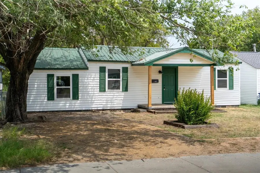 619 W Locust Street, Tecumseh, OK 74873 - #2
