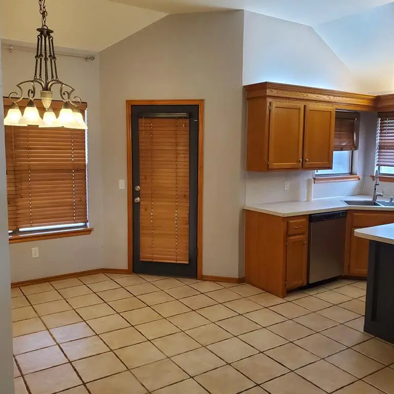 1617 SW 31st Street, Oklahoma City, OK 73119 - #2