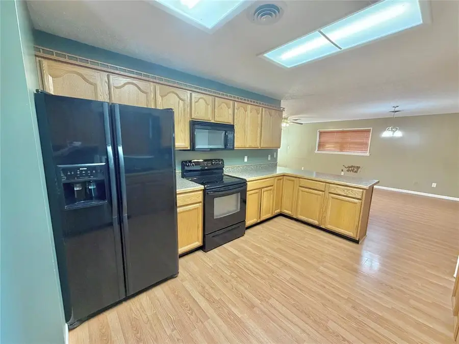 1702 N Crumley Street, Guymon, OK 73942 - #2