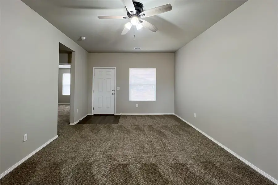 4301 Driftwood Drive, Harrah, OK 73045 - #2