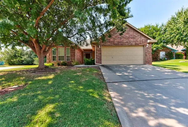 15601 Traditions Drive, Edmond, OK 73013