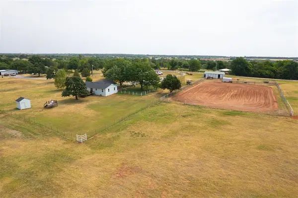2416 County Street 2985, Blanchard, OK 73010