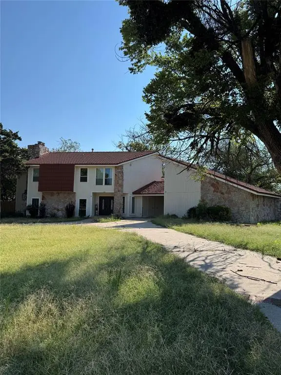 11124 Blue Stem Drive, Oklahoma City, OK 73162 - #1