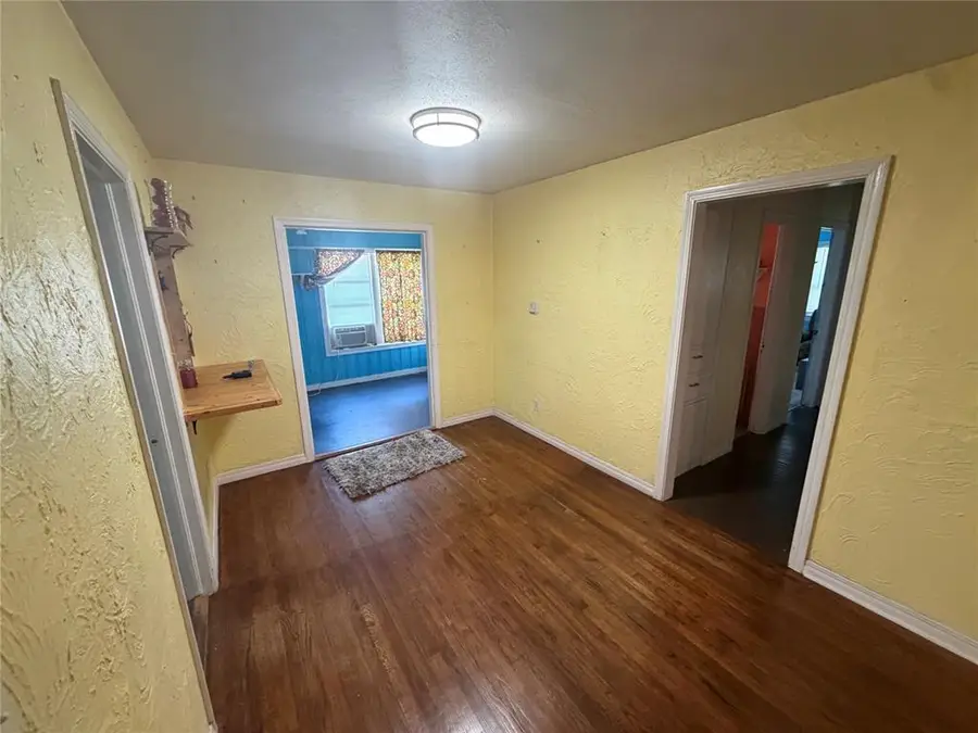 1744 N Roff Avenue, Oklahoma City, OK 73107 - #3