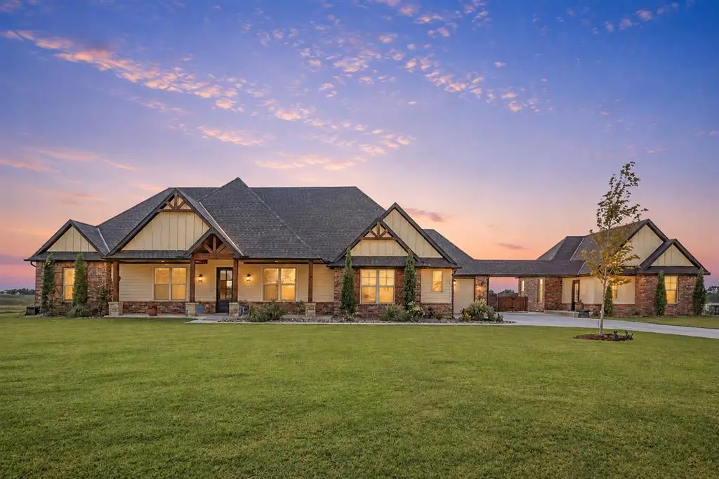 825 S Cimarron Road, Yukon, OK 73099 - #1