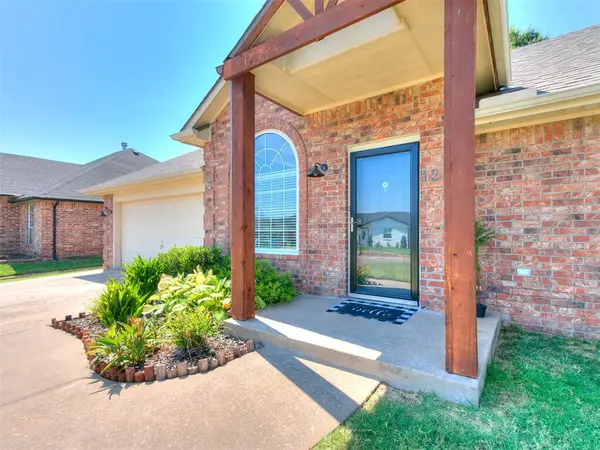 121 Meadows Lane, Shawnee, OK 74804