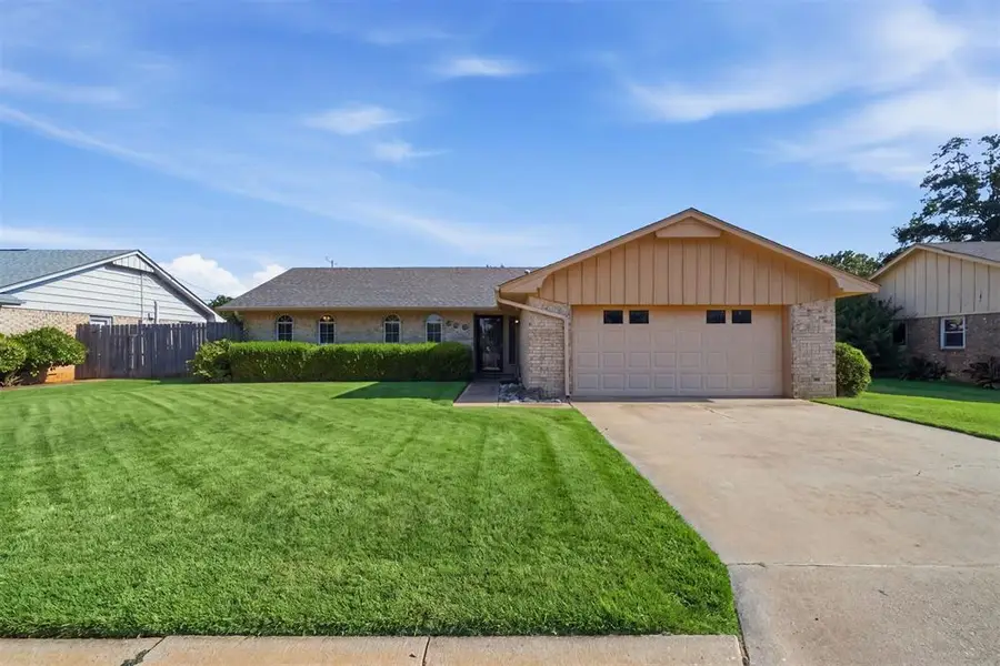 500 Sequoyah Lane, Altus, OK 73521 - #3