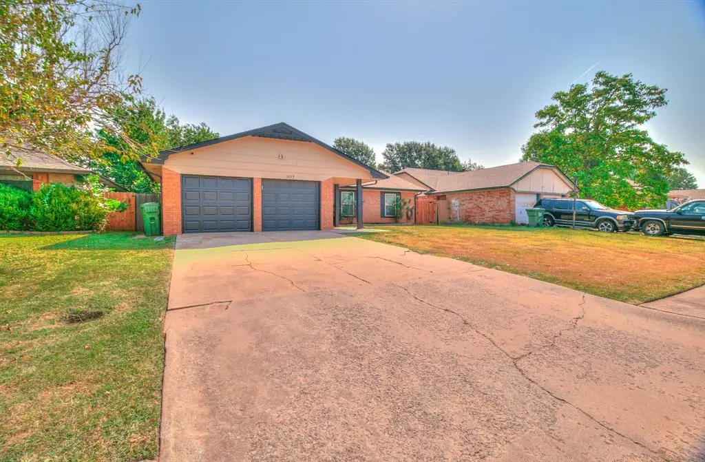 805 Willow Run, Yukon, OK 73099 - #1