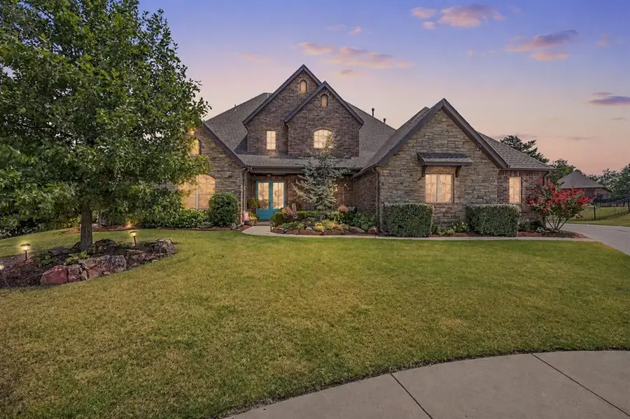 9300 NW 97th Circle, Yukon, OK 73099 - #2