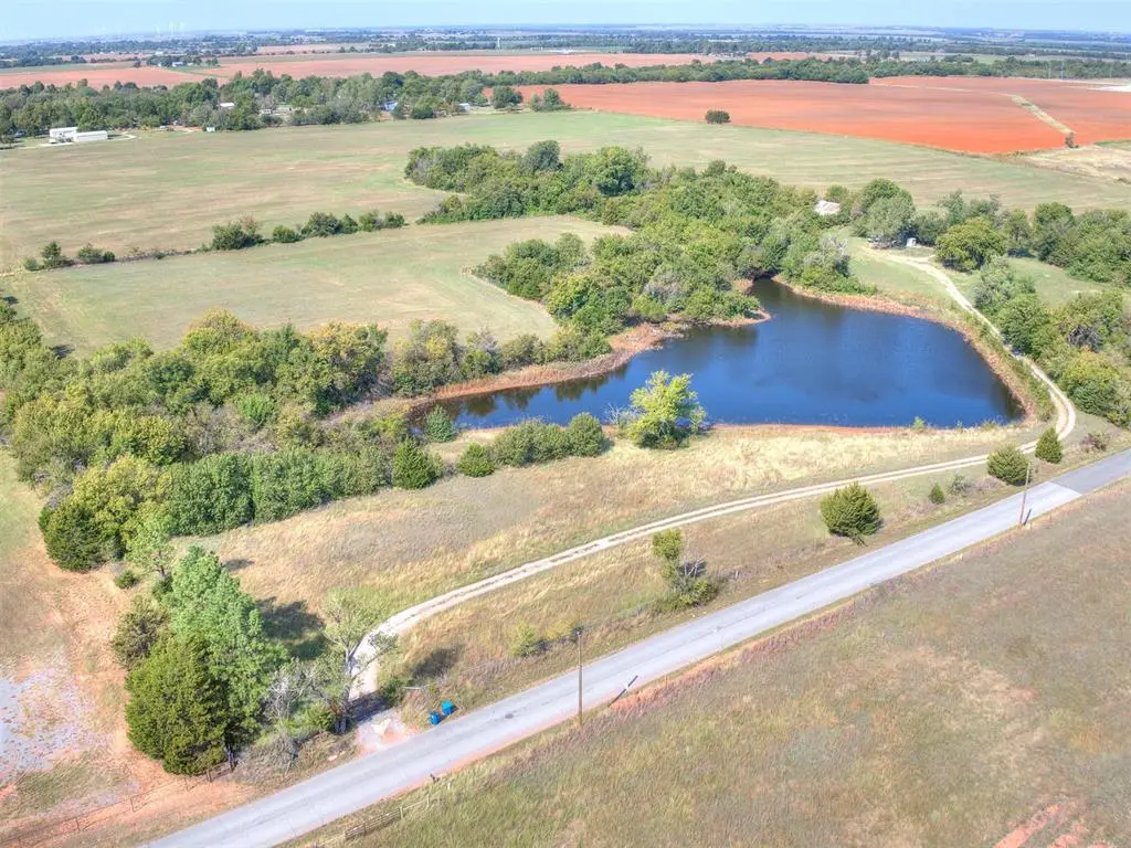 215 N Cemetery Road, Tuttle, OK 73089 - #1