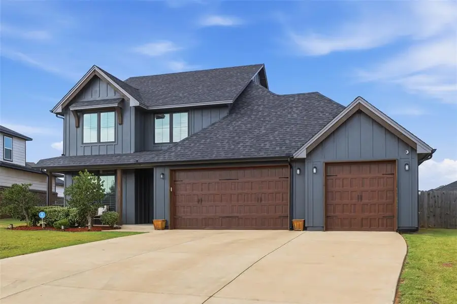 6100 Dale Avenue, Edmond, OK 73034 - #3
