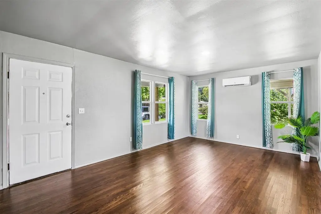 804 N Santa Fe Avenue, Purcell, OK 73080 - #1