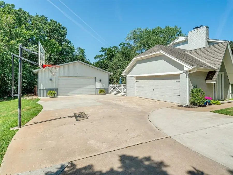 1644 Red Fox Road, Edmond, OK 73034 - #2