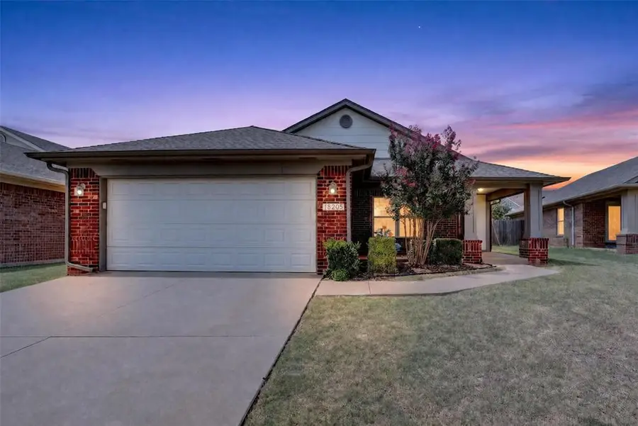 18205 Viento Drive, Edmond, OK 73012 - #2