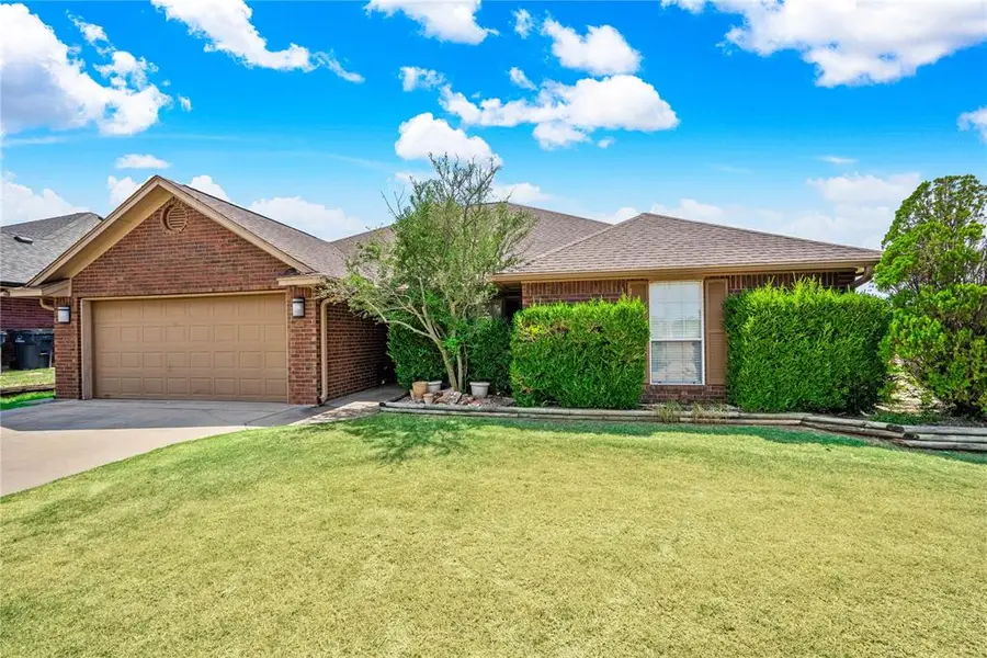 401 SE Lancelot Lane, Lawton, OK 73501 - #2