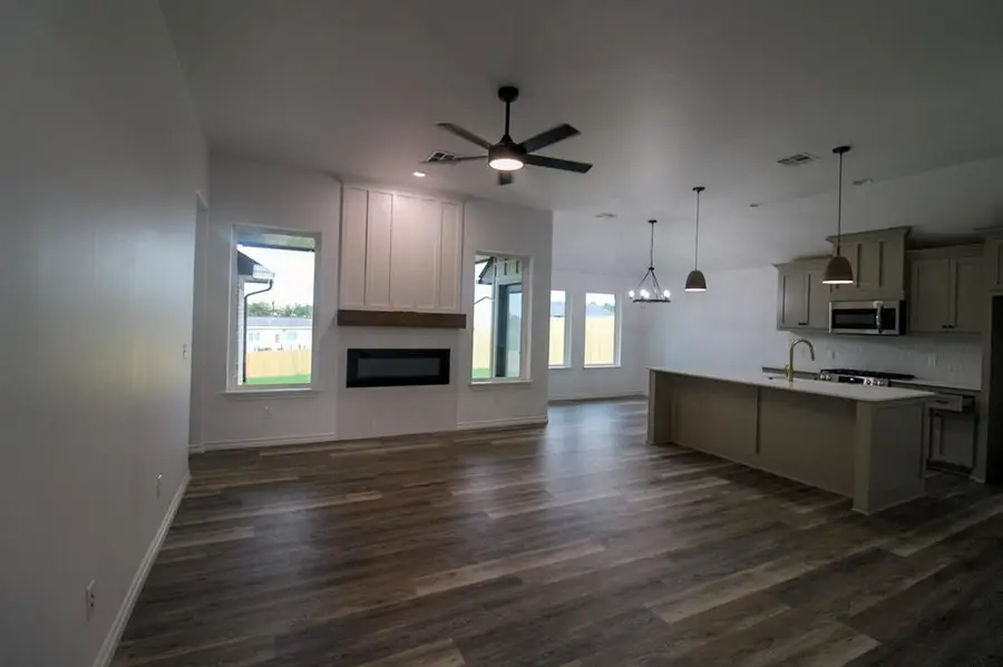 532 Grand Sycamore Way, Washington, OK 73093 - #3