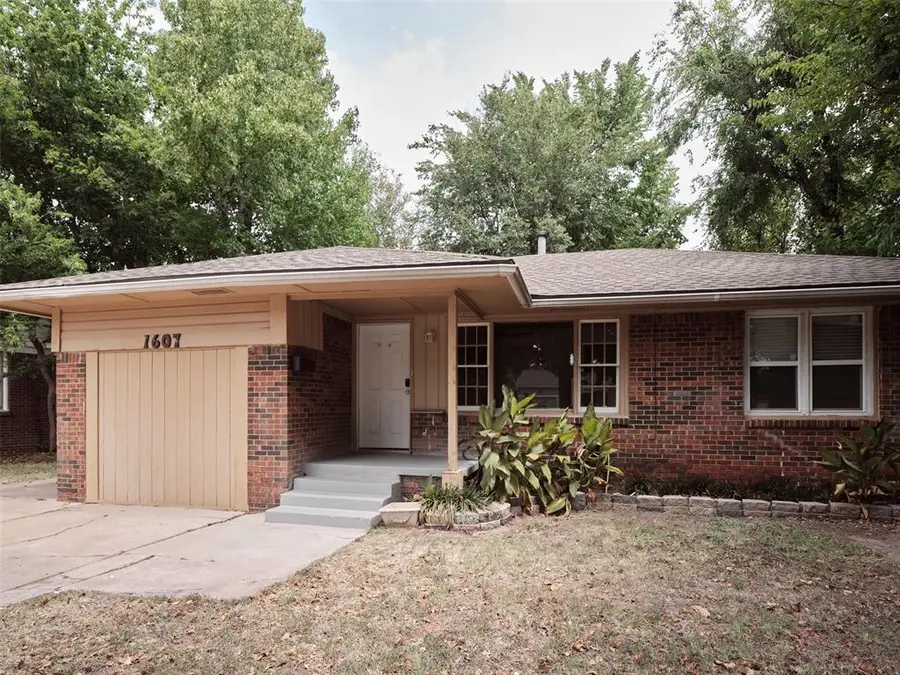 1607 Oxford Way, Oklahoma City, OK 73120 - #3