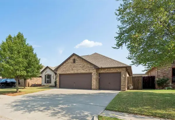 636 NE 23rd Street, Moore, OK 73160