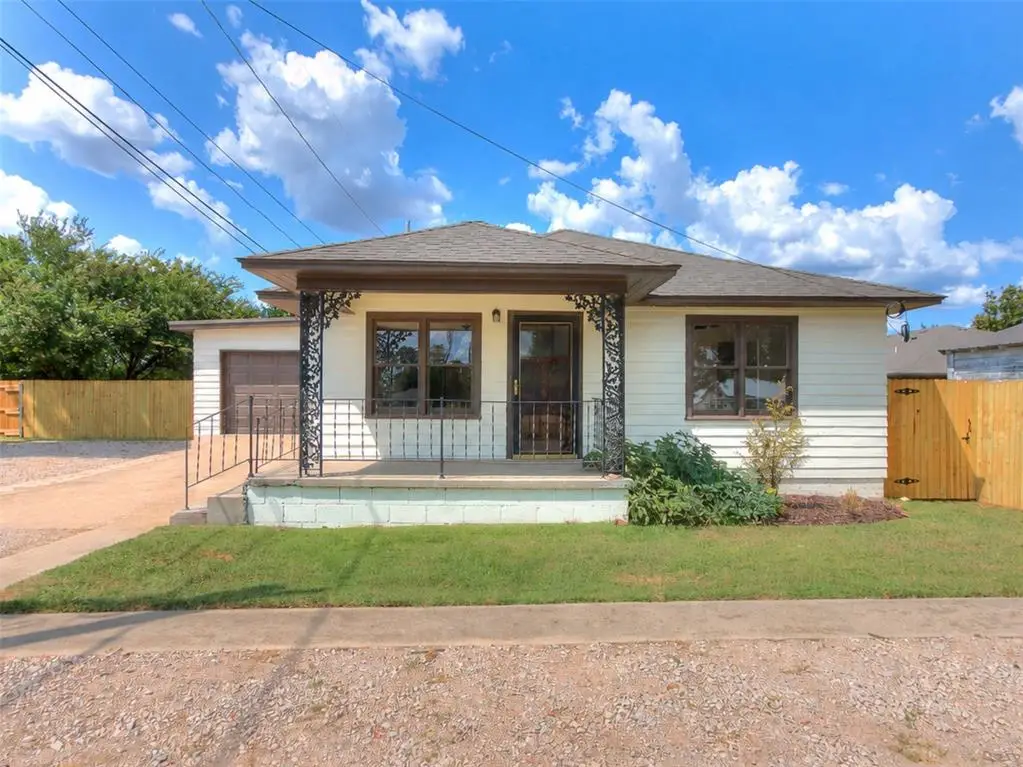 906 W Ridgewood Street, Shawnee, OK 74801 - #1