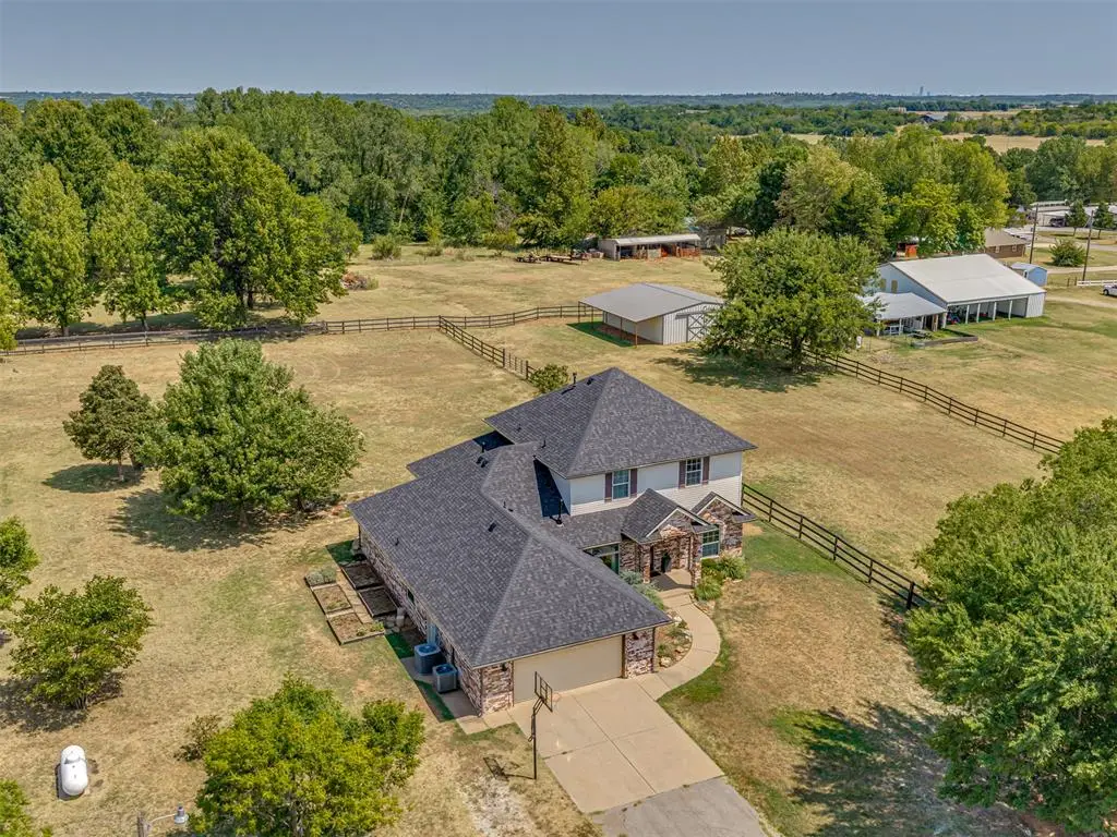 5901 E Mcmillin Drive, Tuttle, OK 73089 - #1