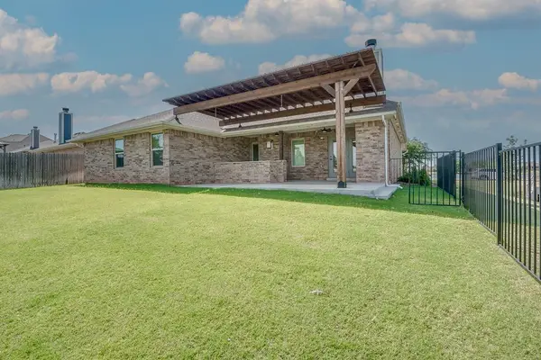 1201 NE 35th Street, Moore, OK 73160