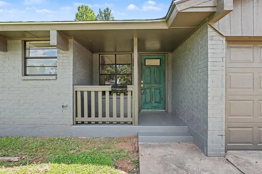 3416 Hillside Drive, Del City, OK 73115 - #2