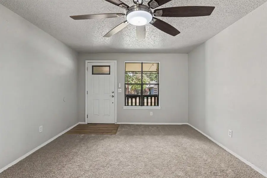 3416 Hillside Drive, Del City, OK 73115 - #3