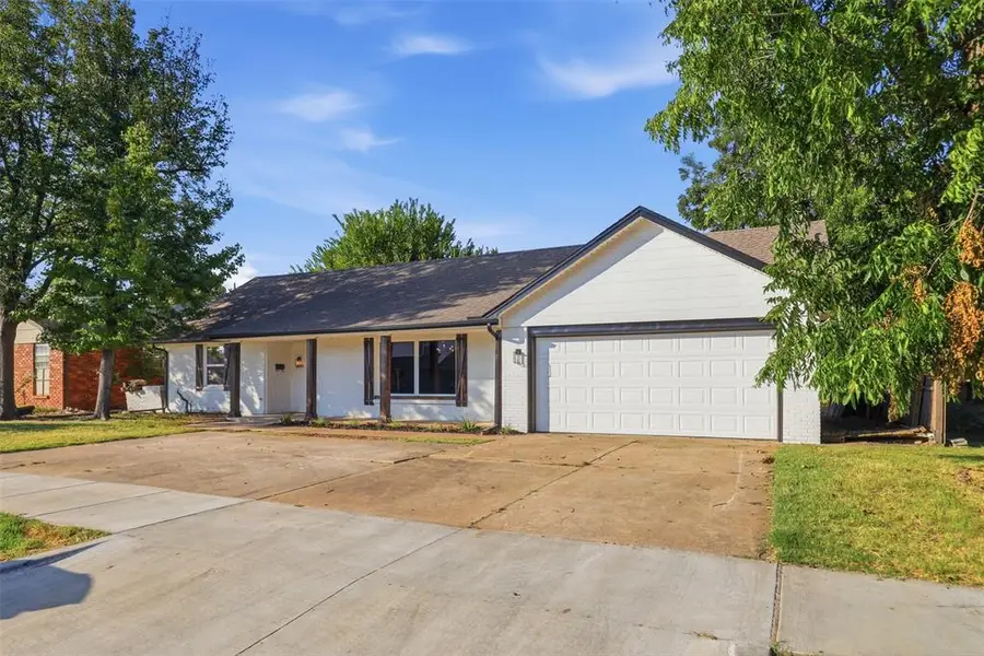 2704 NW 110th Street, Oklahoma City, OK 73120 - #2