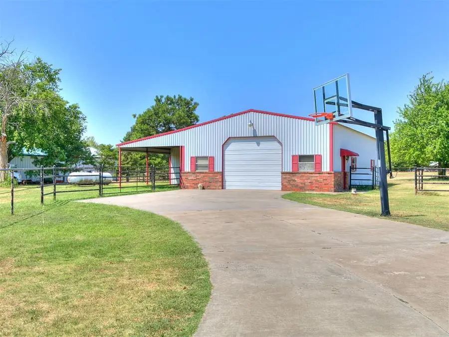 5401 Castle Ridge Drive, Mustang, OK 73064 - #3