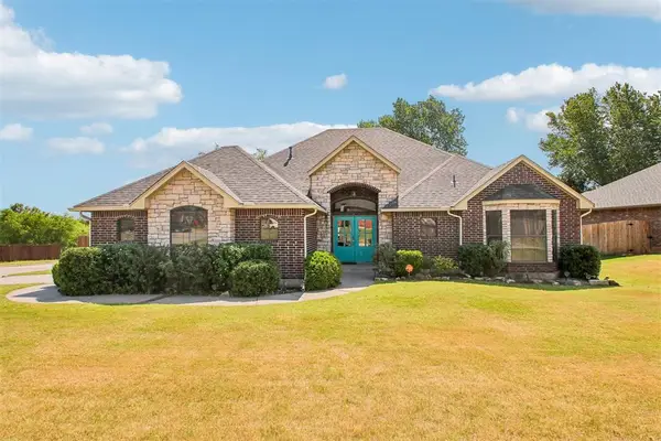 2150 Brook Drive, Choctaw, OK 73020